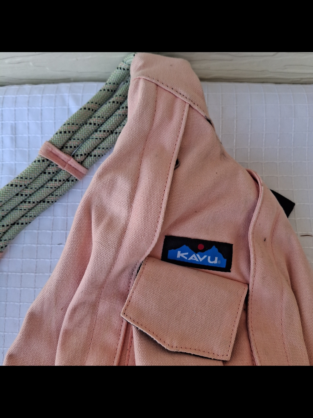KAVU Womens Rope Sling Bag - Peach - Picture 2 of 6